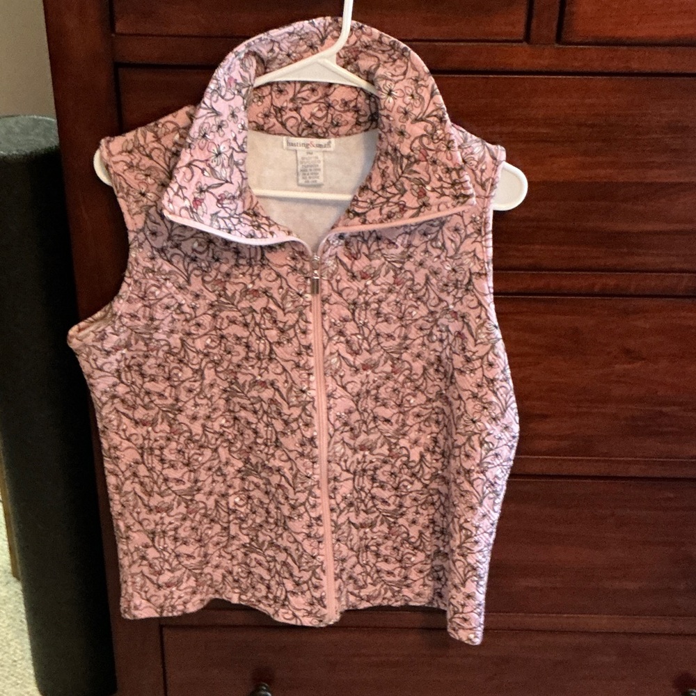 Light Pink Floral Vest with Full Zip
